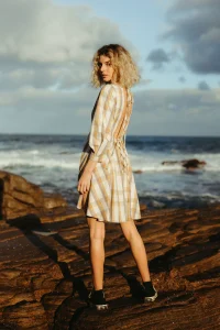 MORTONDress-Maracuja02-2_9fcd3668-e706-46e1-908a-449b5b0193f1