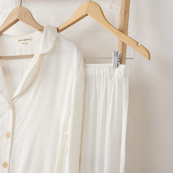 Bamboo Pyjama Classic Set in White - Image 4